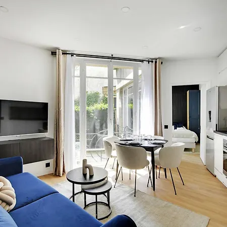 Magnificent 2bd-4p - Eiffel Tower * Париж