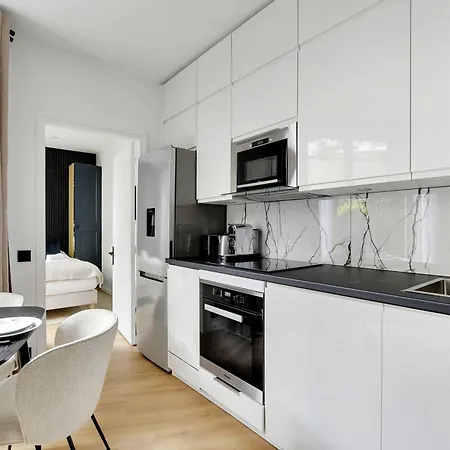 Magnificent 2bd-4p - Eiffel Tower Апартаменты *