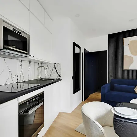 Magnificent 2bd-4p - Eiffel Tower Апартаменты *