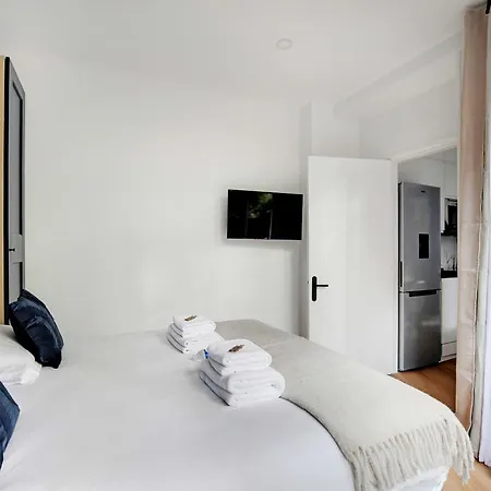 Magnificent 2bd-4p - Eiffel Tower