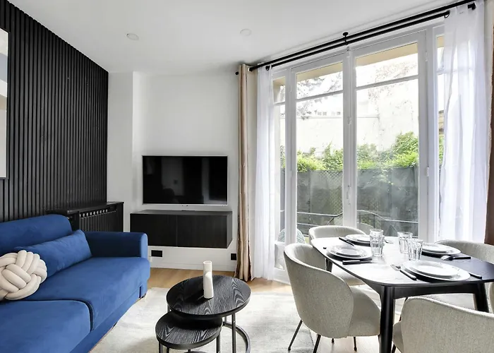 Апартаменты Magnificent 2bd-4p - Eiffel Tower